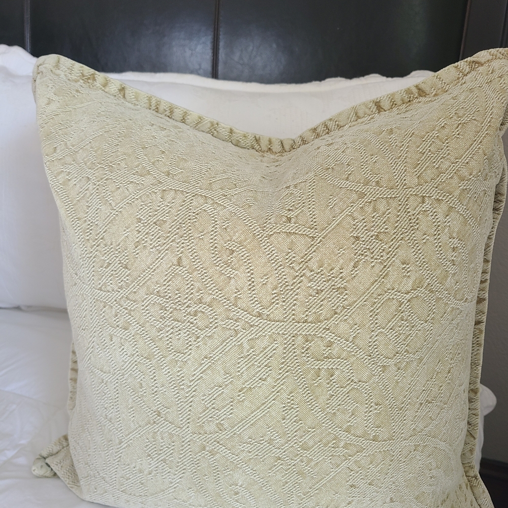 Pottery Barn Textured Tan Pillow Cover